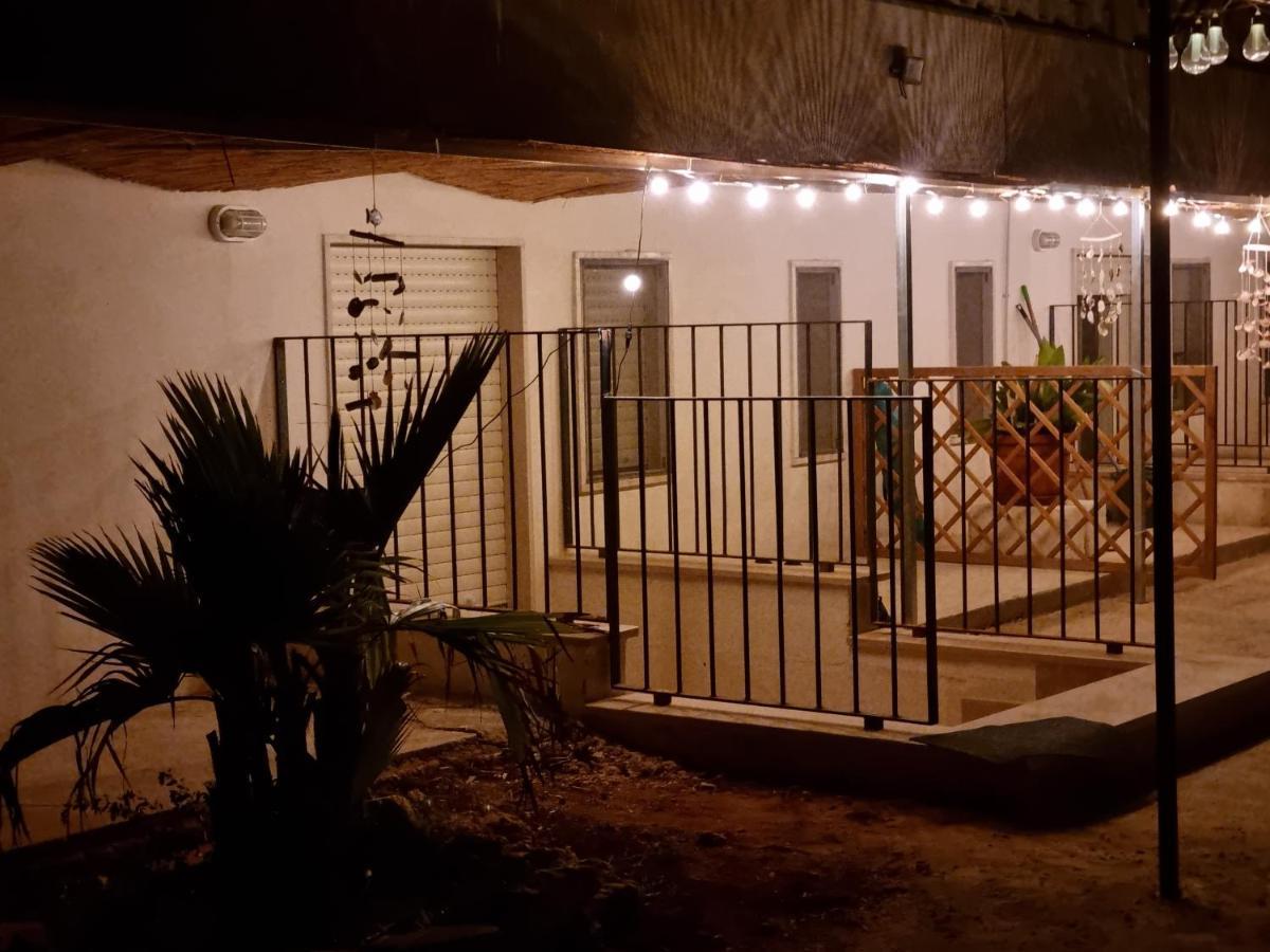 Le Case Di Pat - Palms Home San Pietro in Bevagna Exterior foto